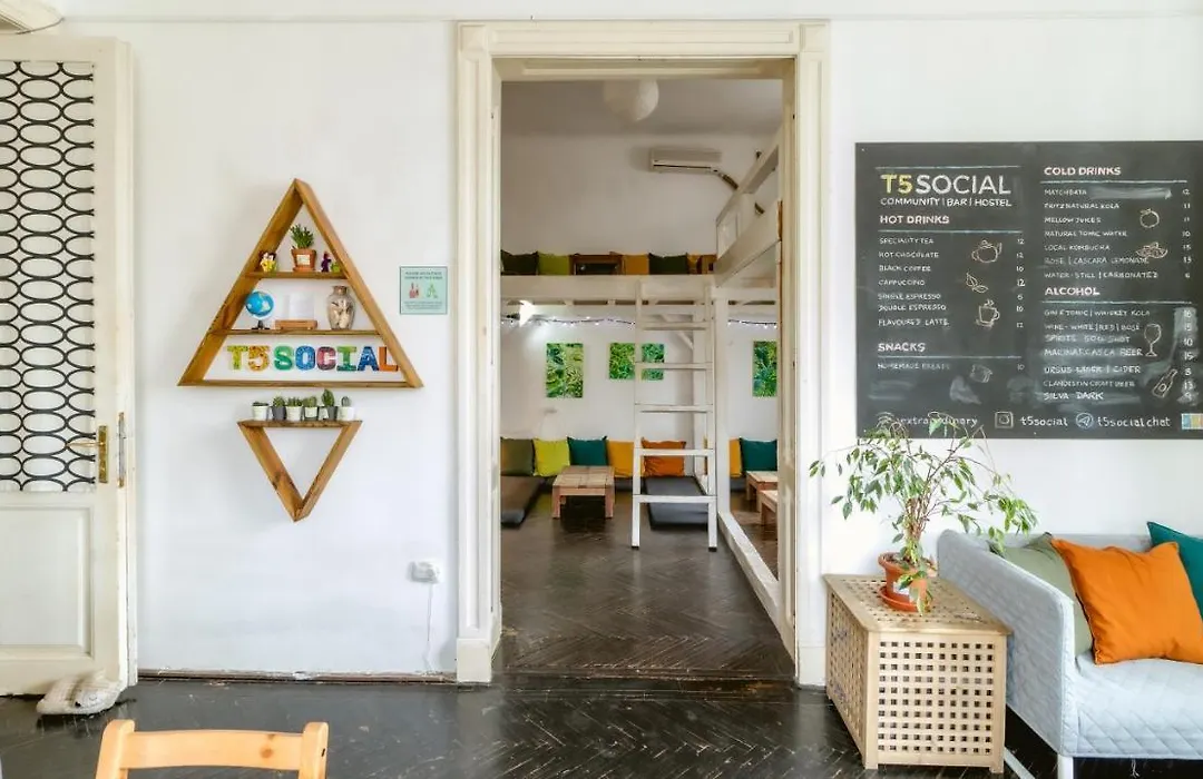T5 Social-1
