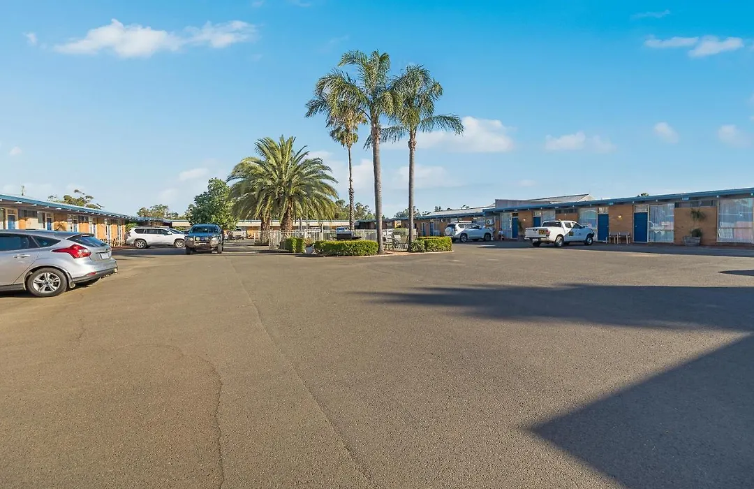 Plainsman Motel-1