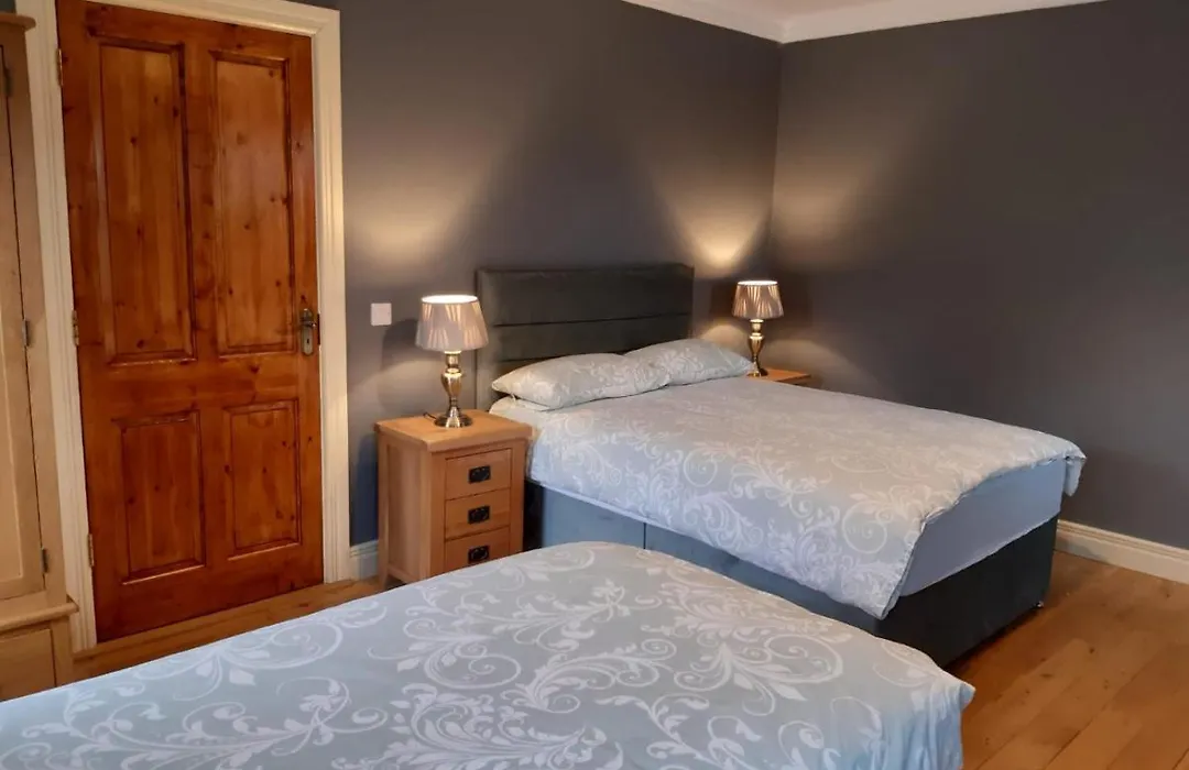 Whitethorn Lodge, Bed & Breakfast, Lackafinna-1