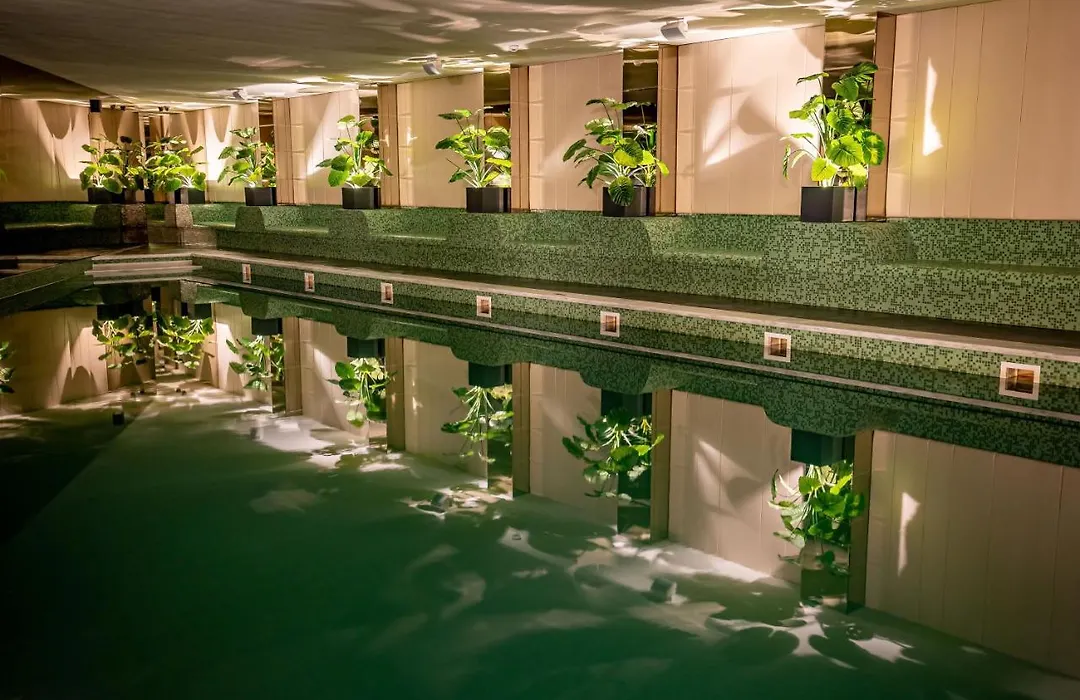 Hermanns Hotel & Spa Sibiu-1