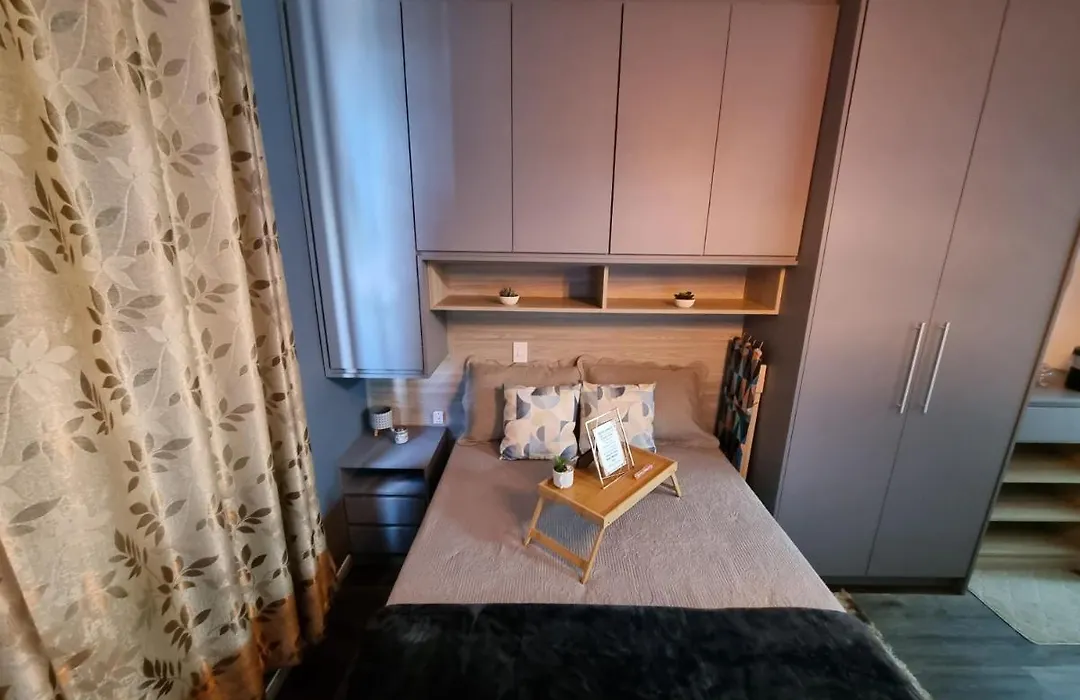 Flat Luxo, Mobiliado C/ Ar, Wi-Fi, Pisc. E Academia-1