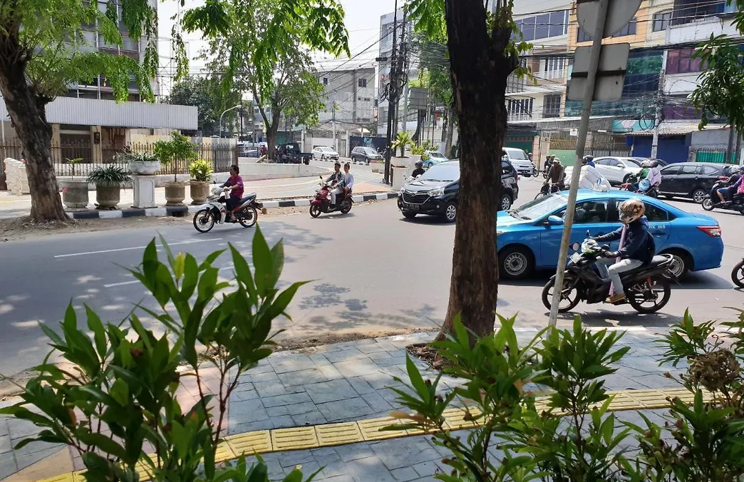 N3 Zainul Arifin Hotel-1