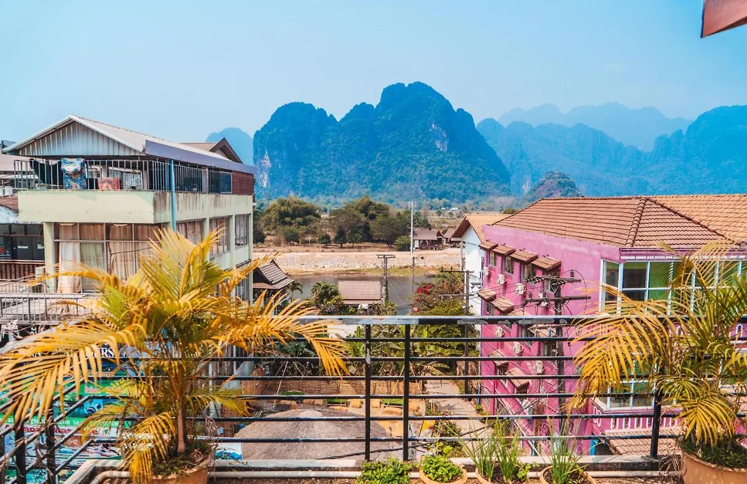 Vang Vieng Sunset Guesthouse & Restaurant-1