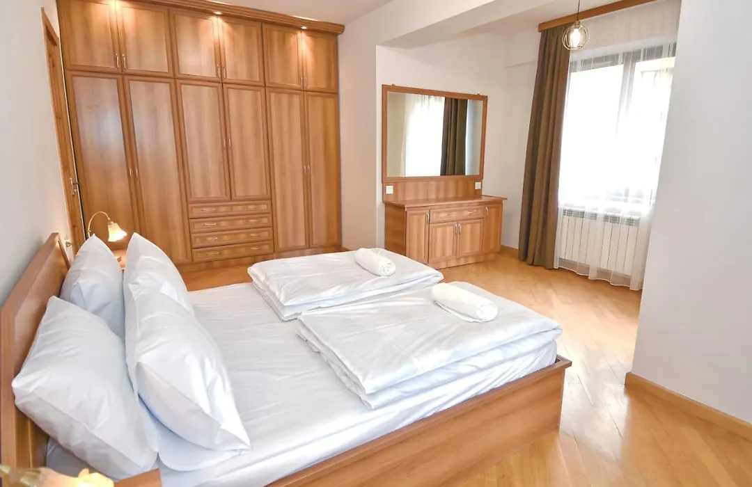 Prime Apartment 2 Bedrooms 2 Bathrooms-1