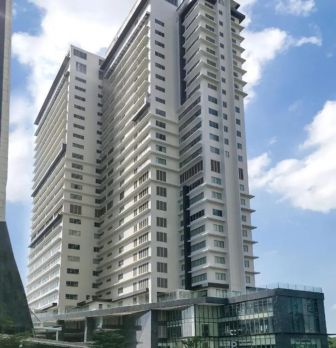 Brittany Hotel Bgc-1