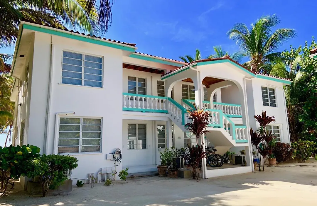 Coral Bay Villas - Lionfish Suite-1