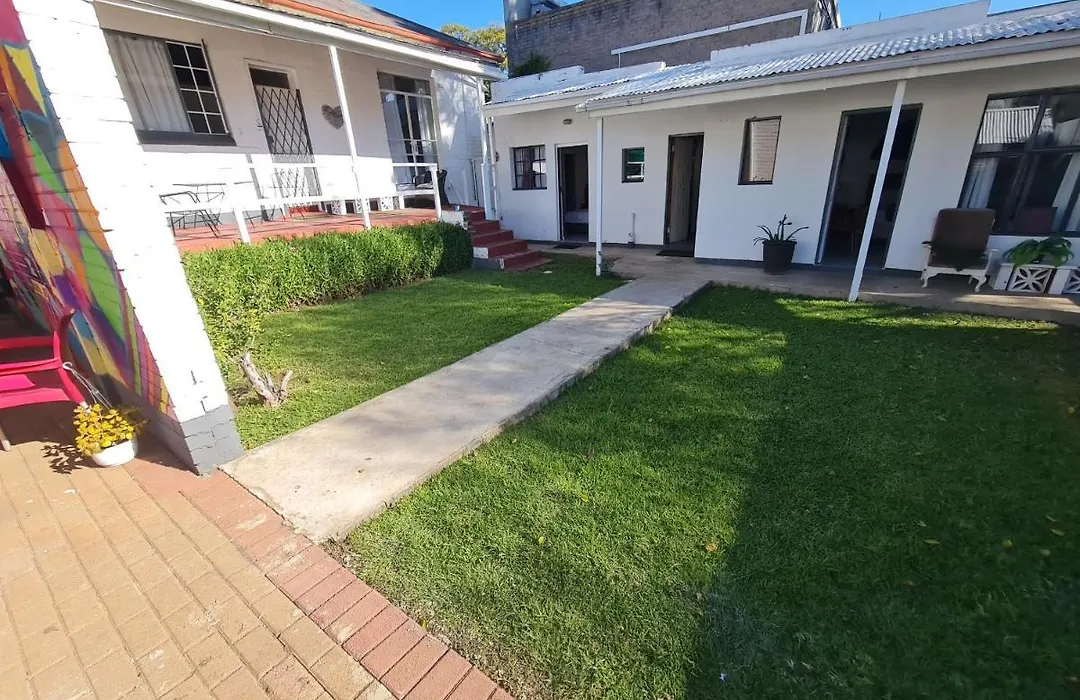 Melville House-1