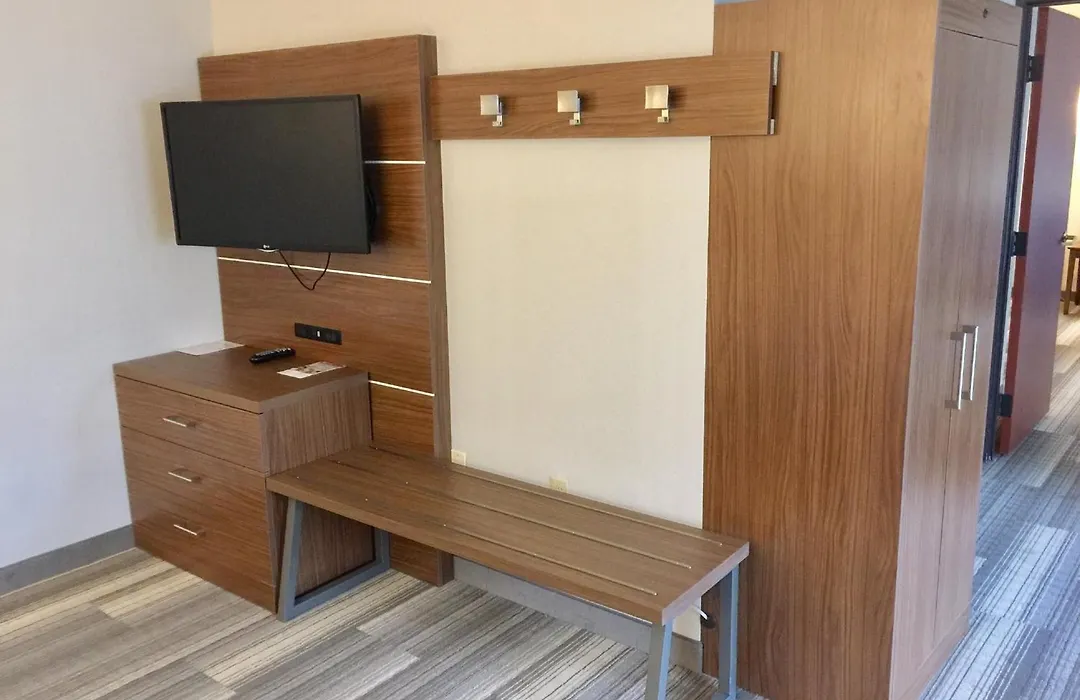 Holiday Inn Express & Suites Houston - Memorial Park Area By Ihg-1