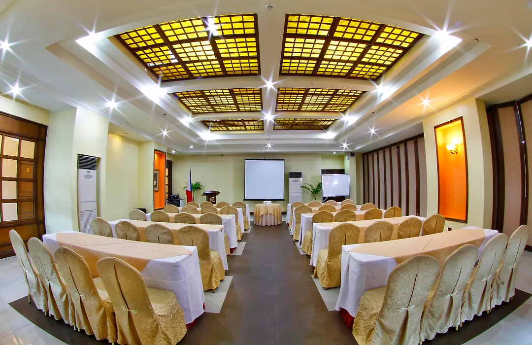 Sarrosa International Hotel And Residential Suites-1