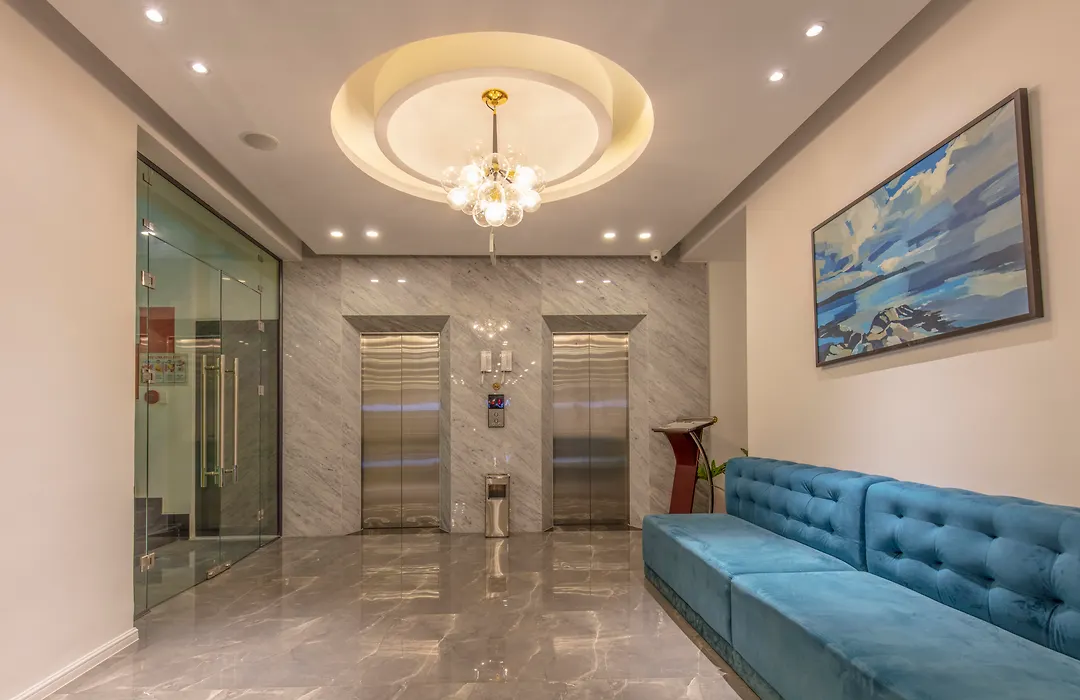 Len'S Hotel-1