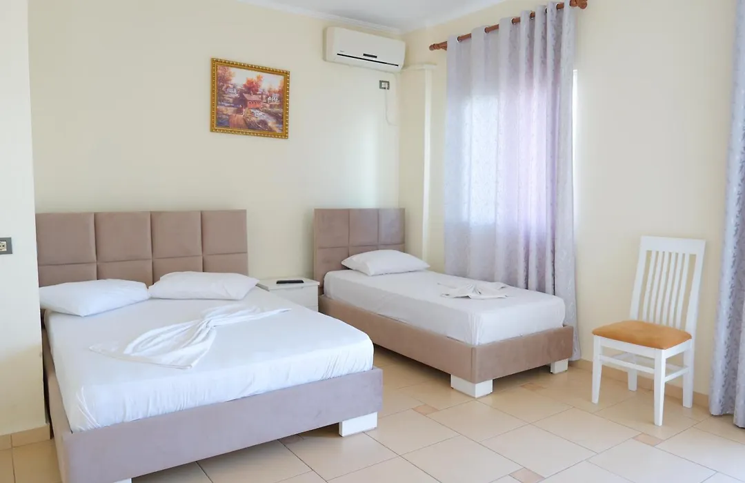 Hotel Rixhi-1