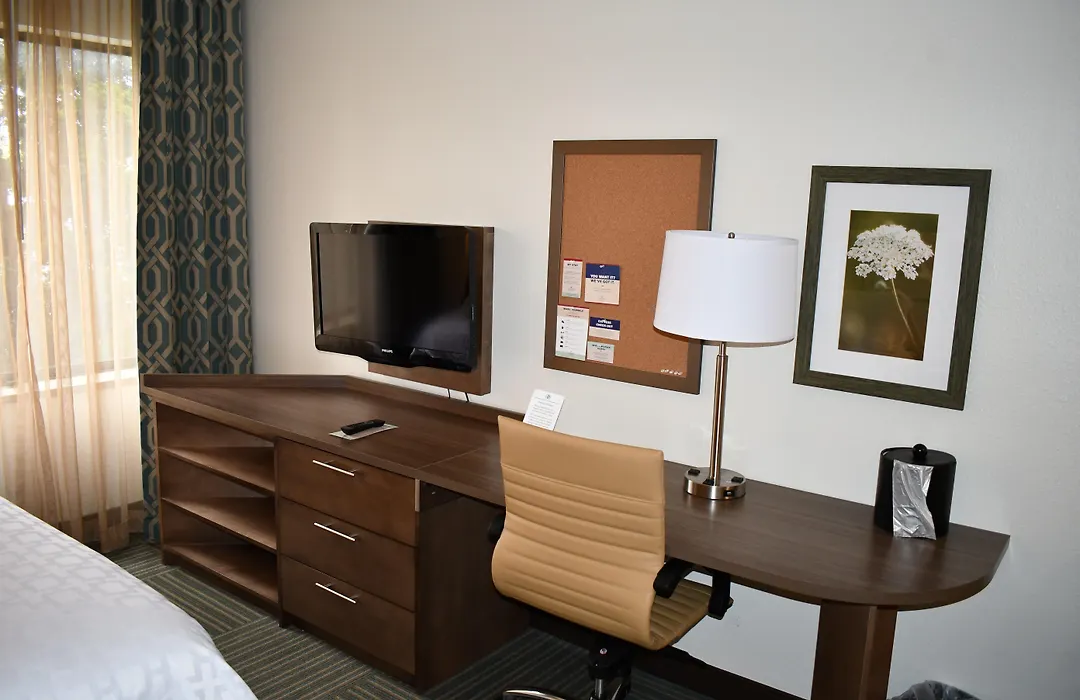 Candlewood Suites Grand Rapids Airport By Ihg-1