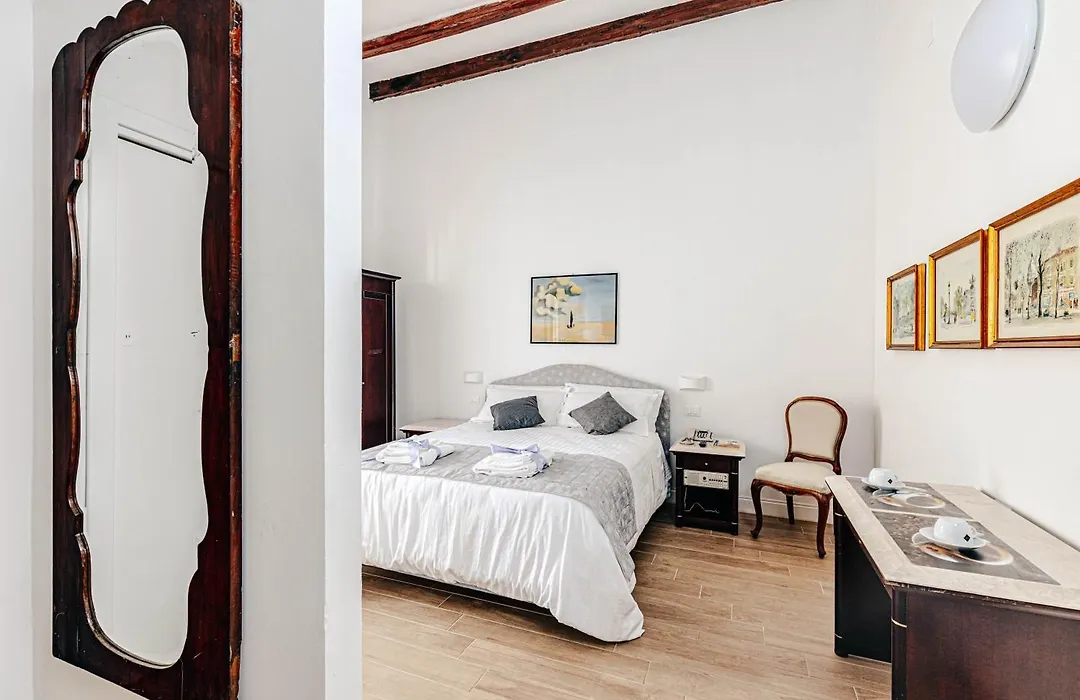 Giulio Cesare 14, Residence-1