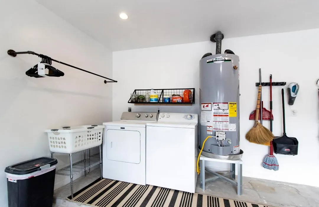 Open Airy Custom Designed Home - 2Kings - Sleeps 14-1