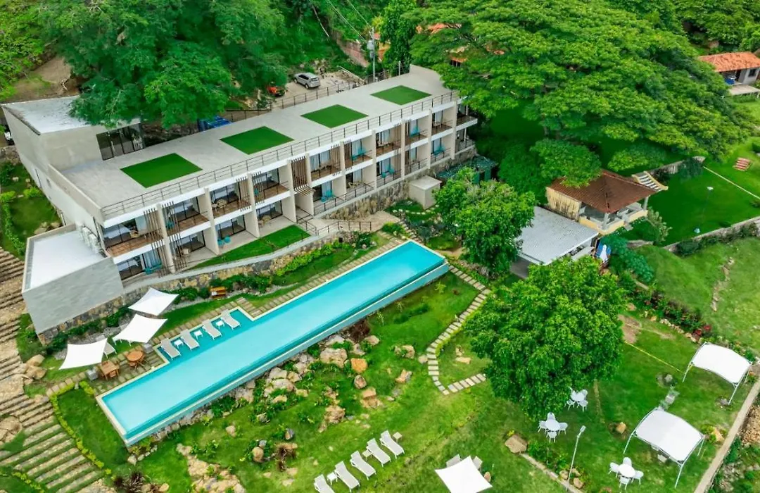 Cardedeu Hotel Lago De Coatepeque-1