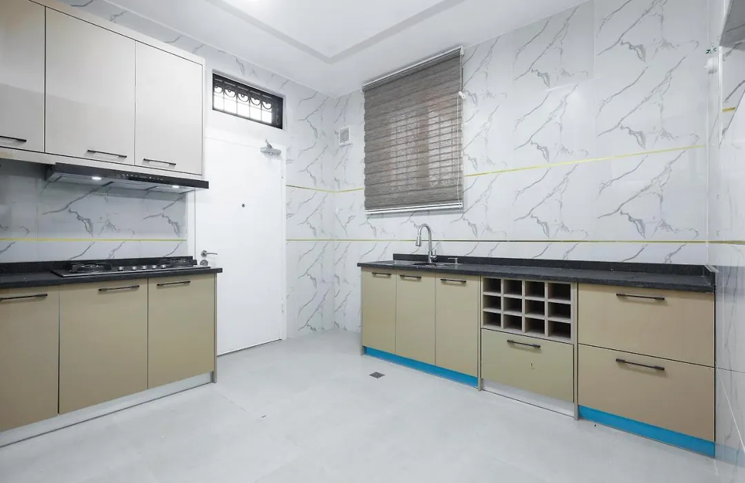 Bkt Cribs - Apartments & Suites-1