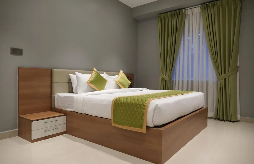 Hotel Grand Alleppey-1