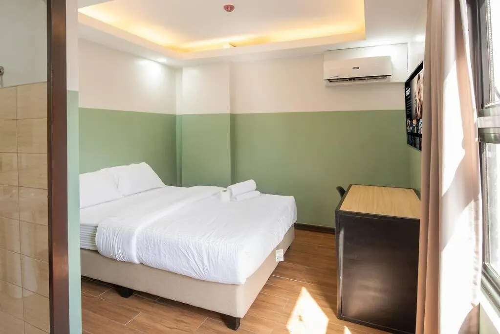 St. Marvin Studio Makati M306-1