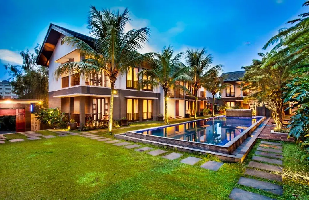 Summer Hills Hotel & Villas Bandung-1
