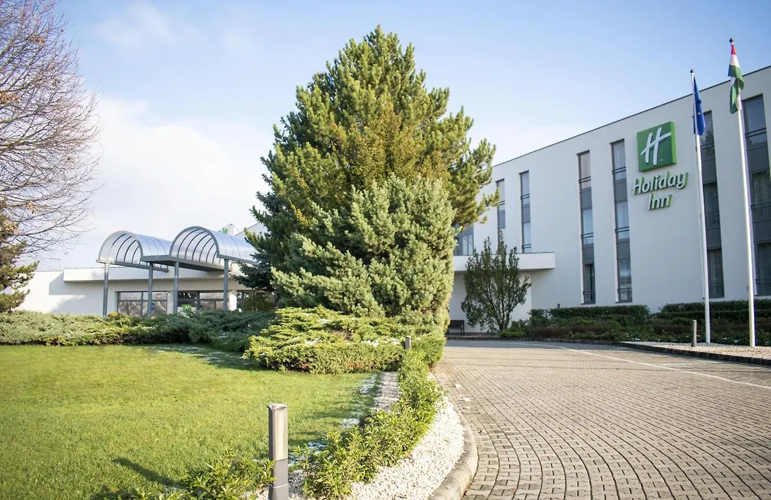 Holiday Inn Budapest-Budaoers By Ihg-1