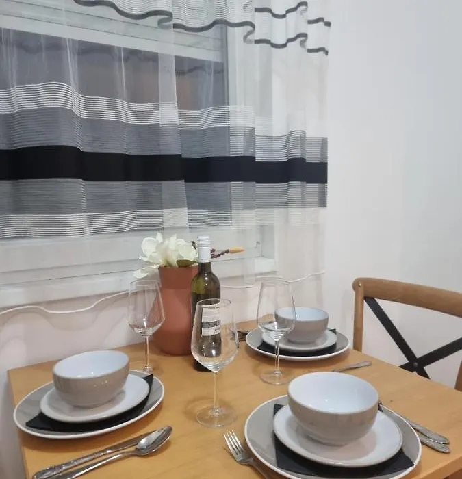 Dimos Apartman-1