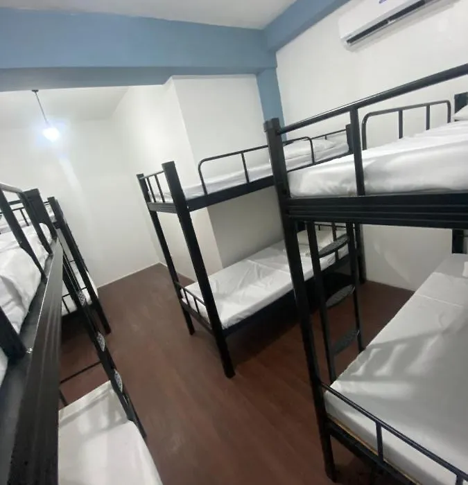 Lime Lite Manila Hostel-1