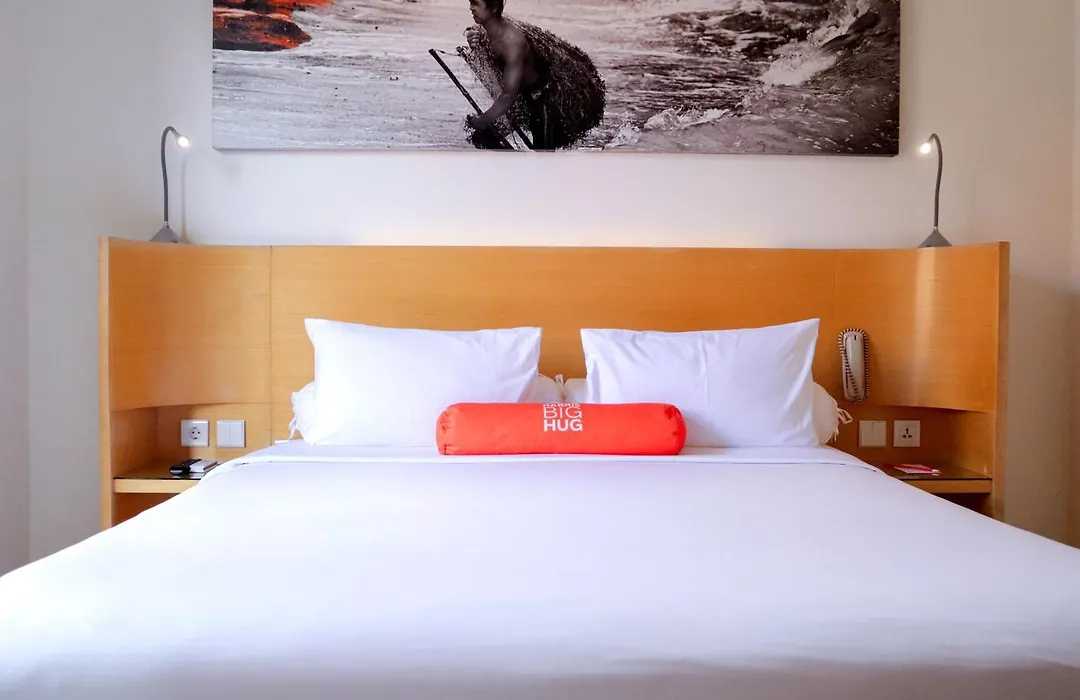 Harris Hotel Kuta Tuban Bali-1