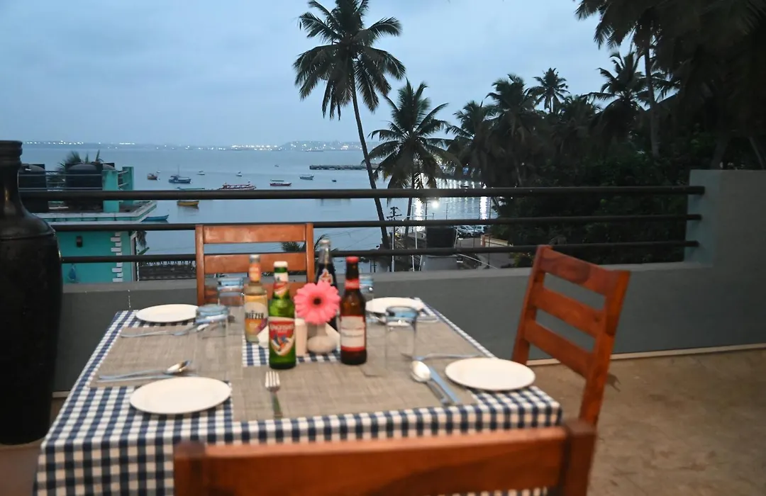 The Hawaii Comforts Panjim Donapaula-1