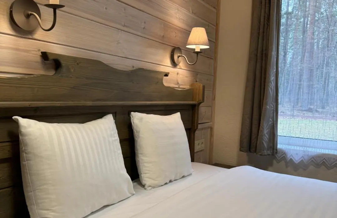 Agate Hotel-1