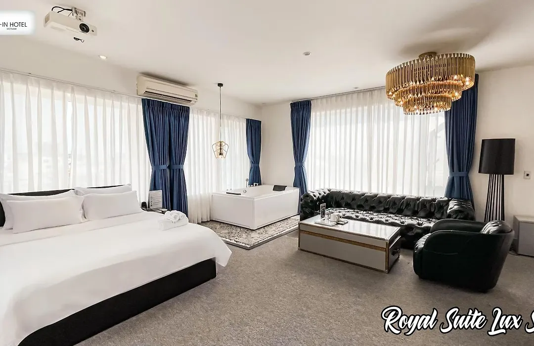 A In Hotel Riverside-1