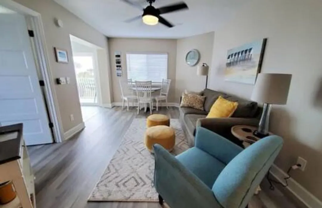 Atrium Condo Direct Oceanview - Sleeps 4 202-1
