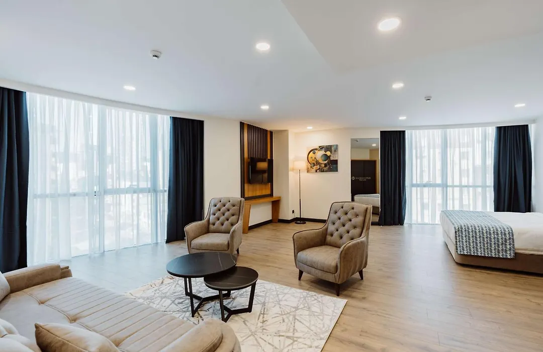 Best Western Plus Batumi-1