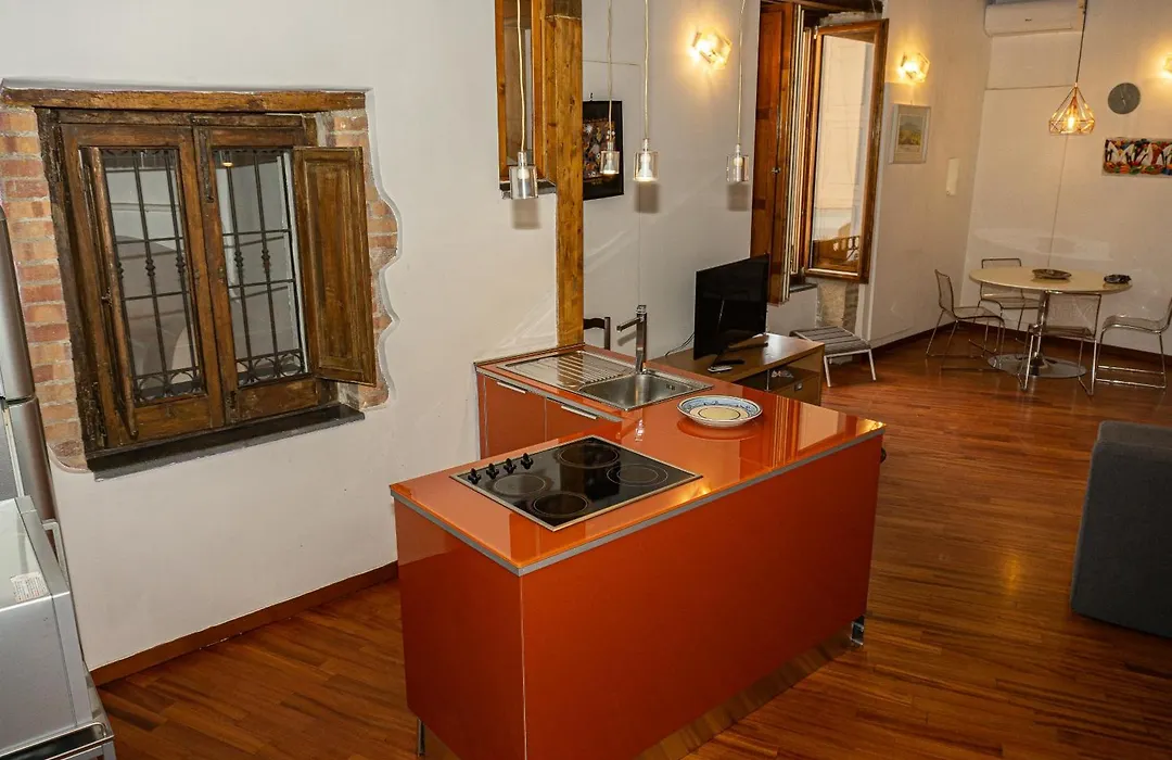 A.I.R. Plebiscito House-1