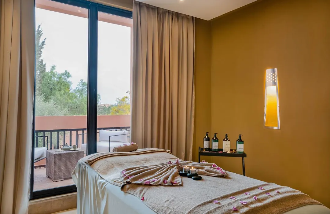 Al Maaden Villa Hotel & Spa-1