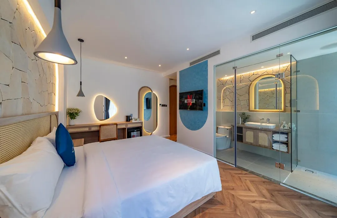 V Boutique Hotel - Complimentary Refreshments-1