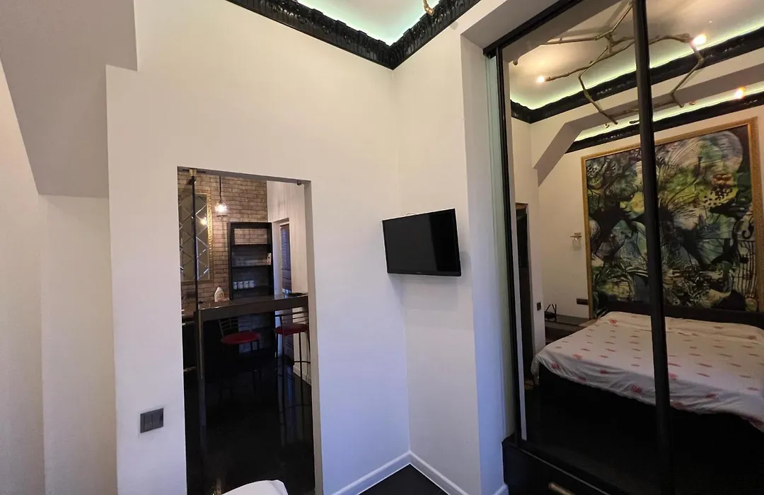 Center Apartment-1
