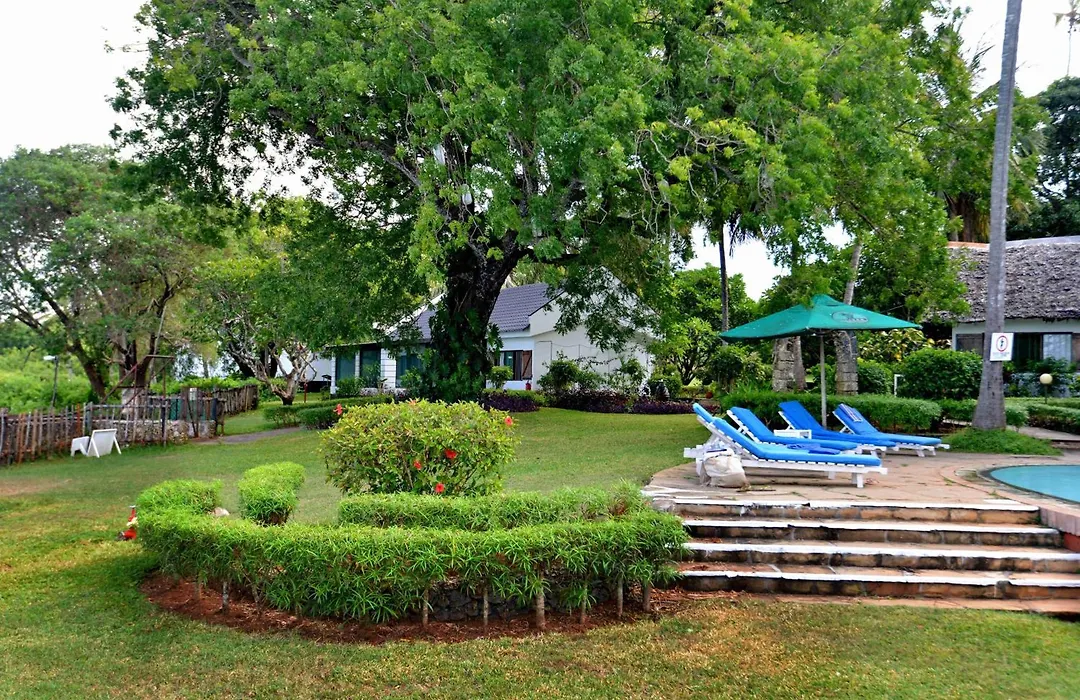 Mnarani Beach Club-1
