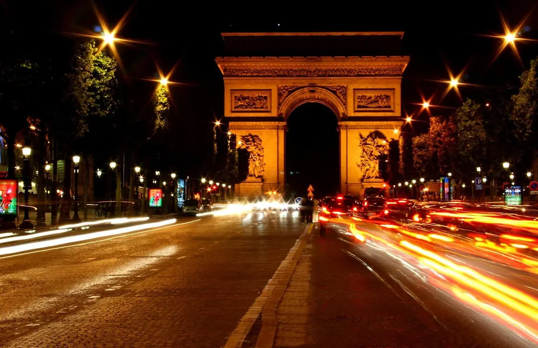 Studio R - Paris-1