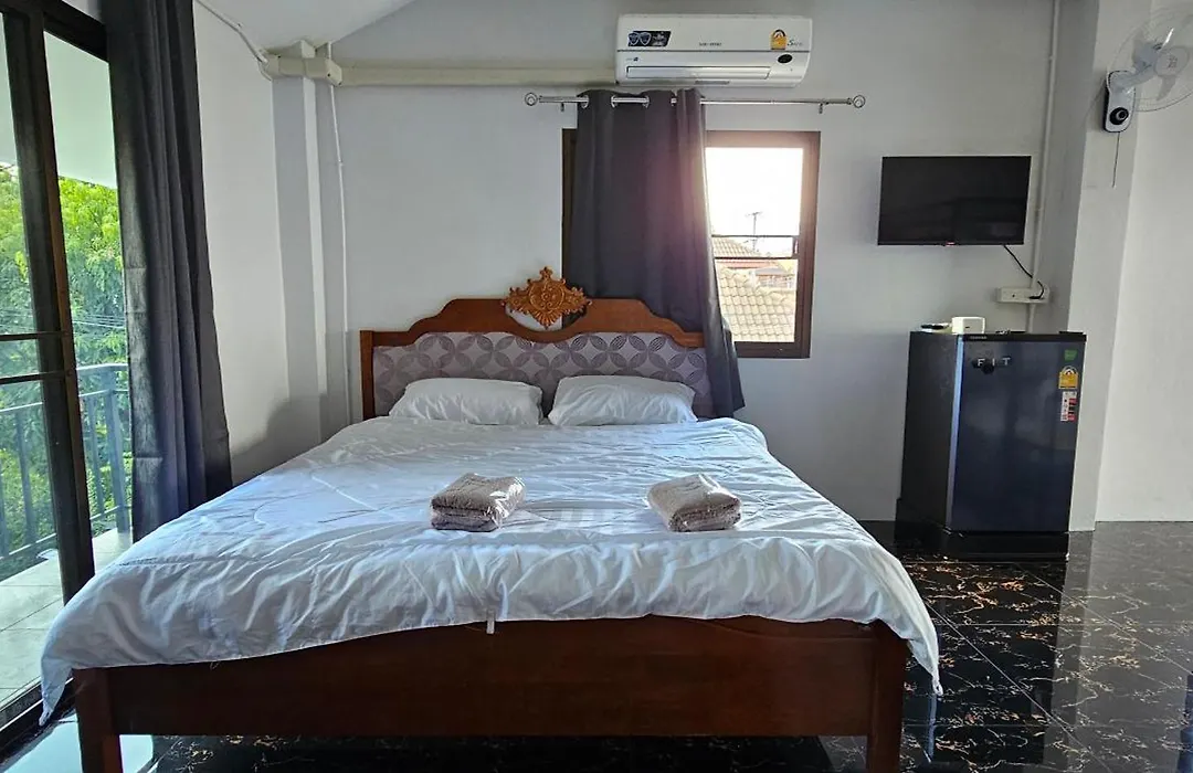Kitti Rose Home-1