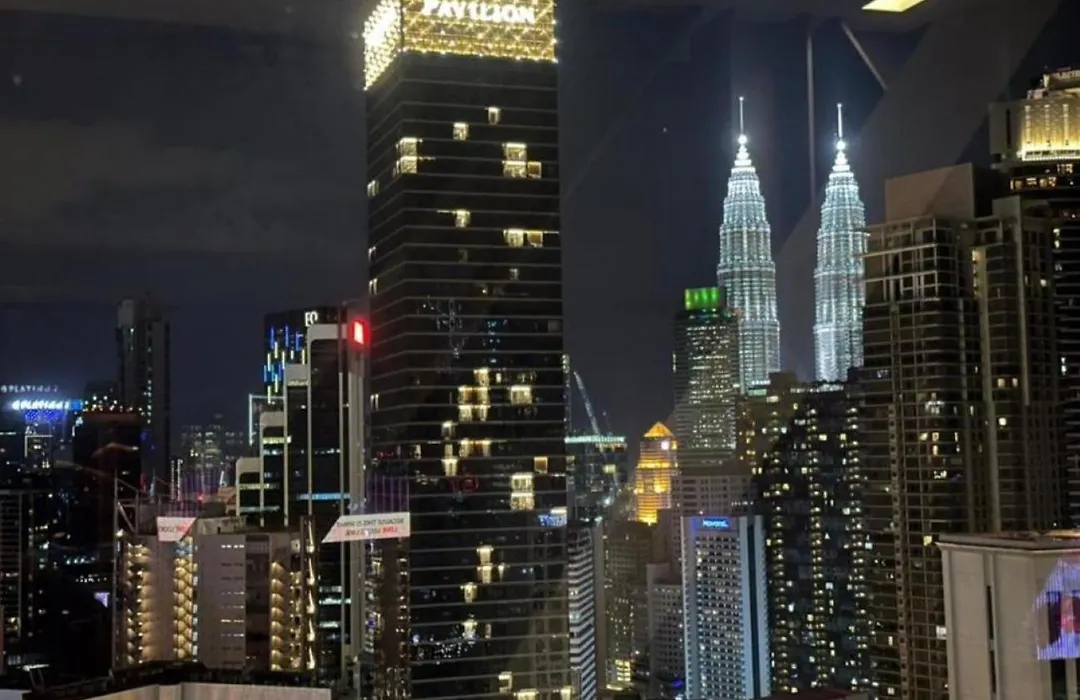Axon Bukit Bintang By Moonlight-1