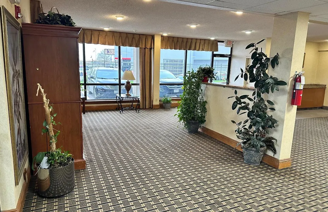 Executive Inn-1