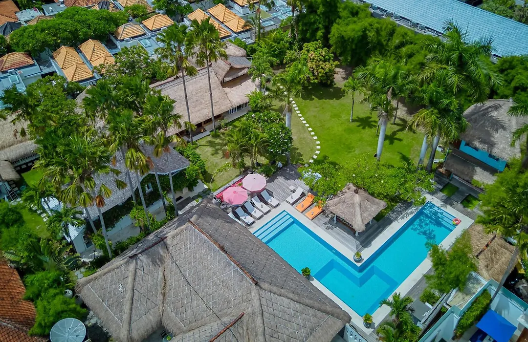 Villa Kalis, 10Br, Sleeps 24, Perfect For Groups, Best Value Seminyak-1