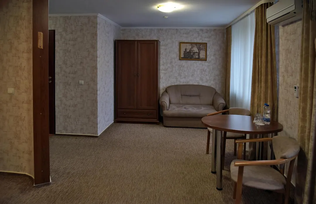 Hotel Complex Ukraine-1