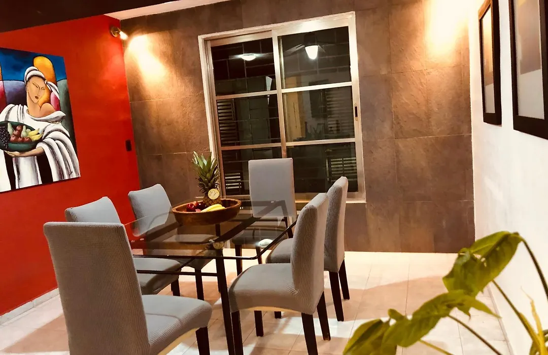 Beautiful Home By The Beach - 3Bedrooms, 2.5Baths-1