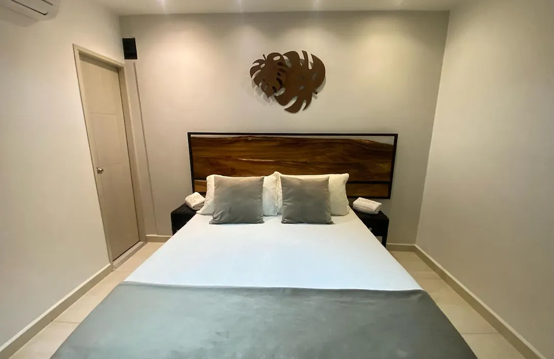 Maidy Luxury Hotel-1