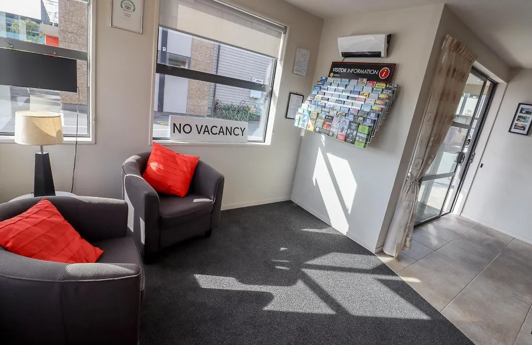 Coleraine Suites & Apartments-1