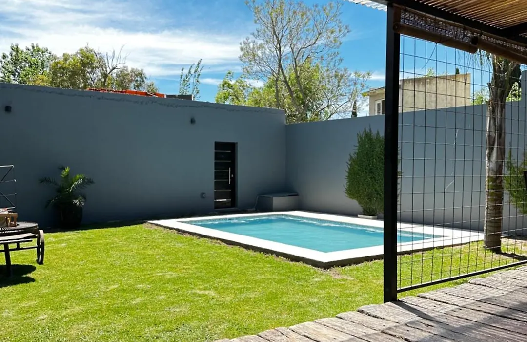 Chana'S House-1