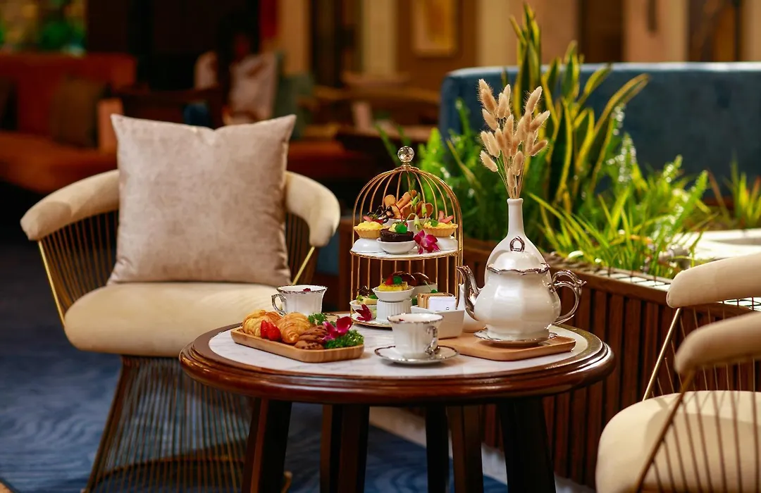 Gloud Hotel-1