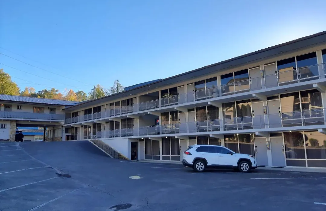 Timber Ridge Lodge Gatlinburg-1