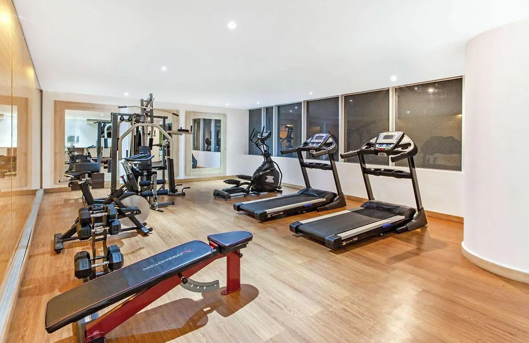 La Quinta By Wyndham Medellin-1